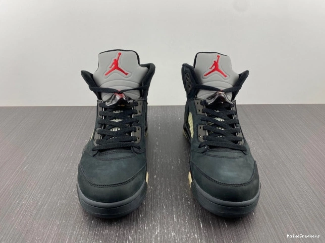 MaikeSneakers 5 Jordan DR0092-001 Noir Off Air Gore-Tex 0801